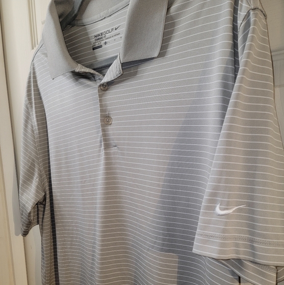 Men's Nike Golf Polo - Picture 3 of 4